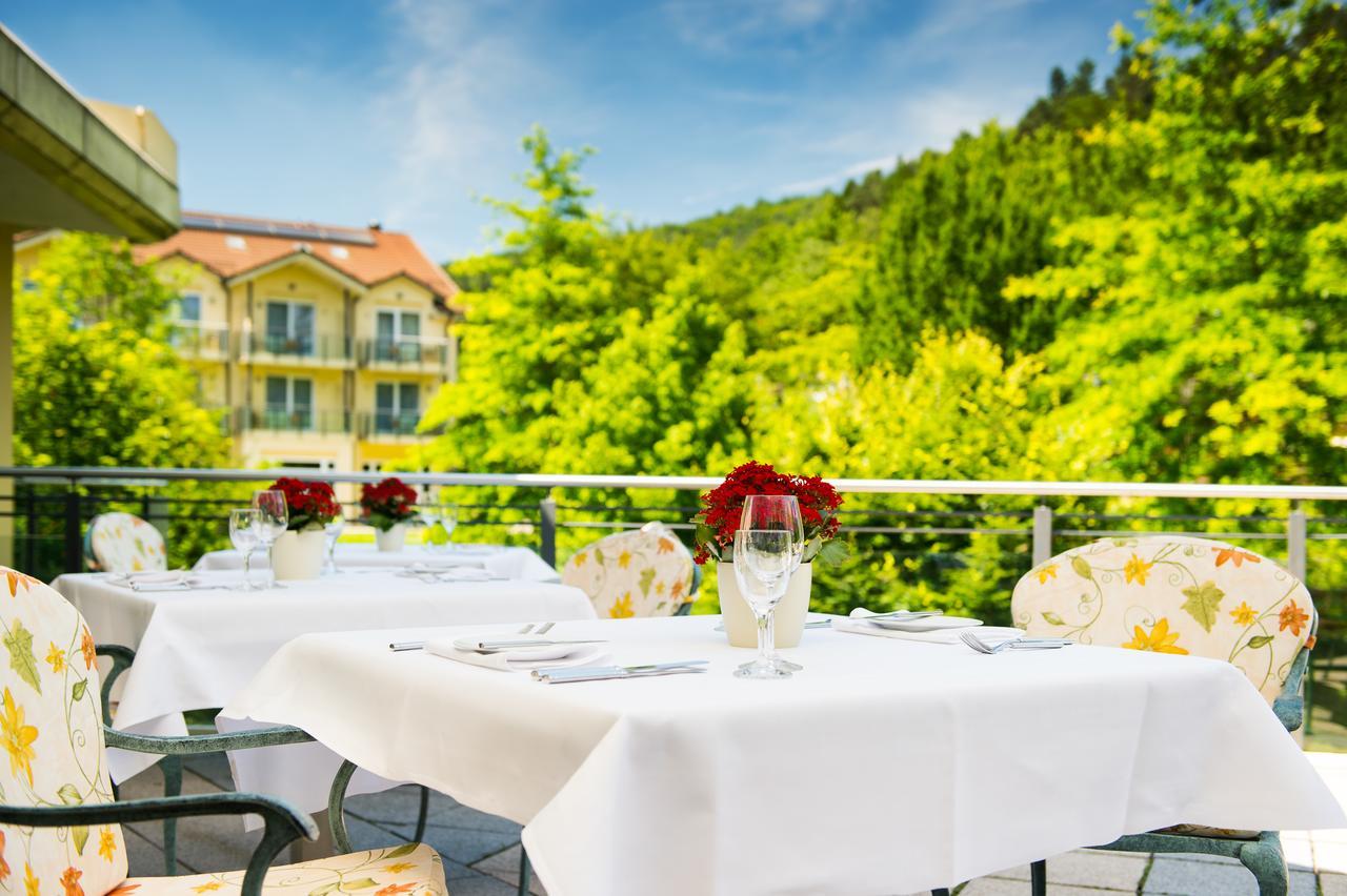 Hotel Villa Marburg Im Park Heigenbruecken Exterior photo